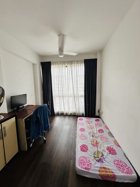 Orchid Park Condominium, 81 Yishun Street 81, 2 Bedrooms, 958 sqft, Condominium For Sale, by Lina ., 500176841 - Bedroom - PropertyGuru.com.sg