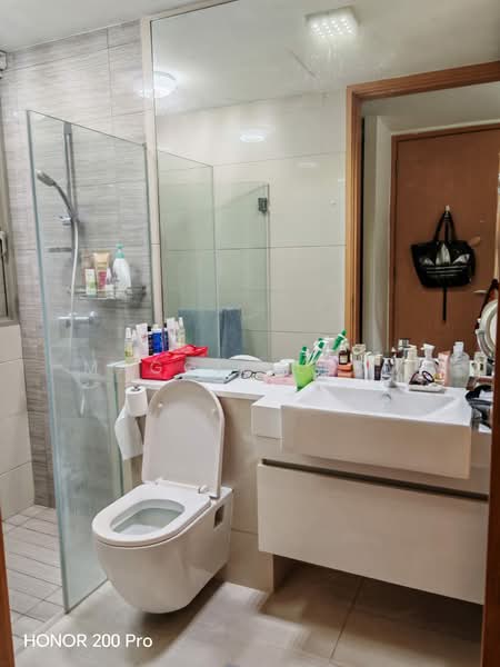 Terrasse, 33 Terrasse Lane, 3 Bedrooms, 1,227 sqft, Condominium For Sale, by Maggie Leow, 500176849 - Master Bathroom - PropertyGuru.com.sg