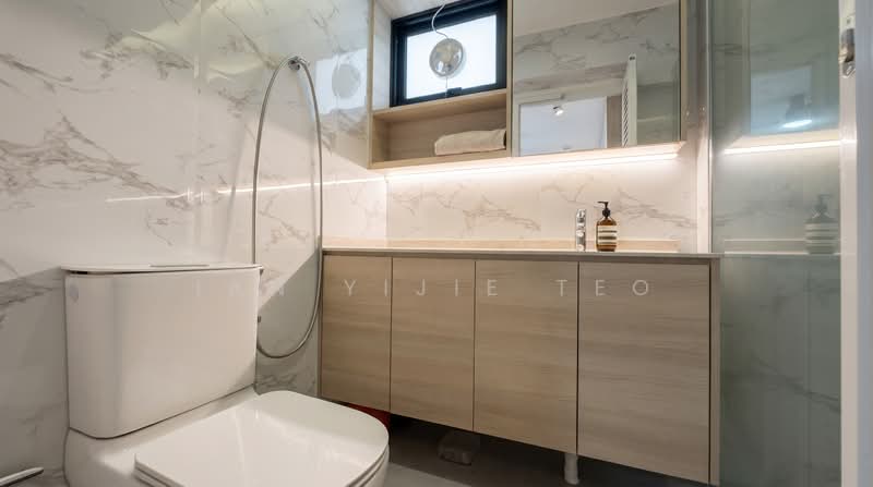 94 Dawson Road, 94 Dawson Road, 3 Bedrooms, 947 sqft, HDB Flat For Sale, by Ian Yijie Teo, 500176850 - Bathroom - PropertyGuru.com.sg