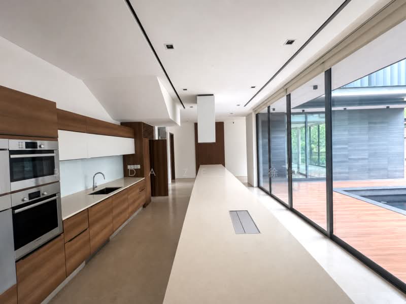 Bungalow with Pool in D10 ✧ Near Schools & the City, Coronation Road, Victoria Park, Rebecca Road, 7 Bedrooms, 11,000 sqft, Bungalow House For Rent, by Brenda Zee (徐黎倫), 500176864 - Kitchen - PropertyGuru.com.sg