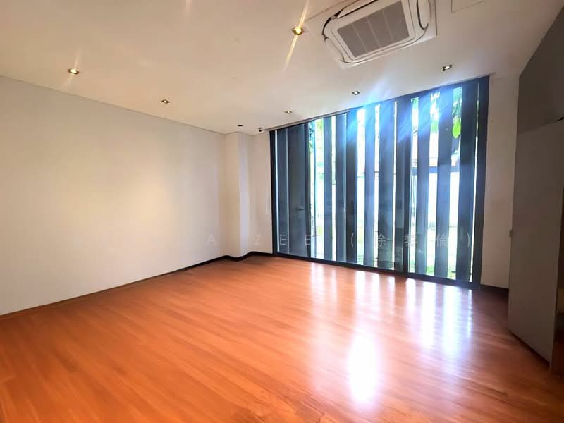 Bungalow with Pool in D10 ✧ Near Schools & the City, Coronation Road, Victoria Park, Rebecca Road, 7 Bedrooms, 11,000 sqft, Bungalow House For Rent, by Brenda Zee (徐黎倫), 500176864 - Bedroom - PropertyGuru.com.sg