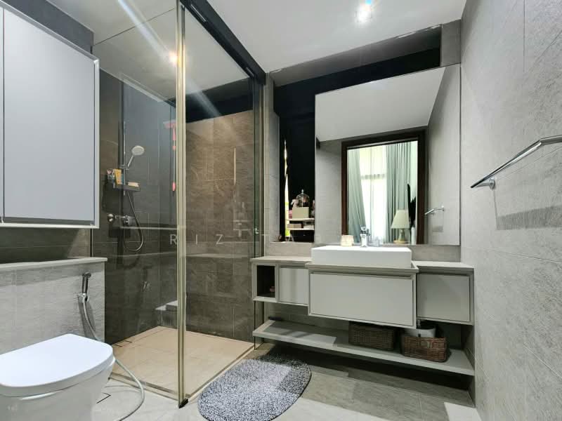 Kandis Residence, 6 Kandis Link, 2 Bedrooms, 732 sqft, Condominium For Sale, by Riz Taban, 500176874 - Bathroom - PropertyGuru.com.sg