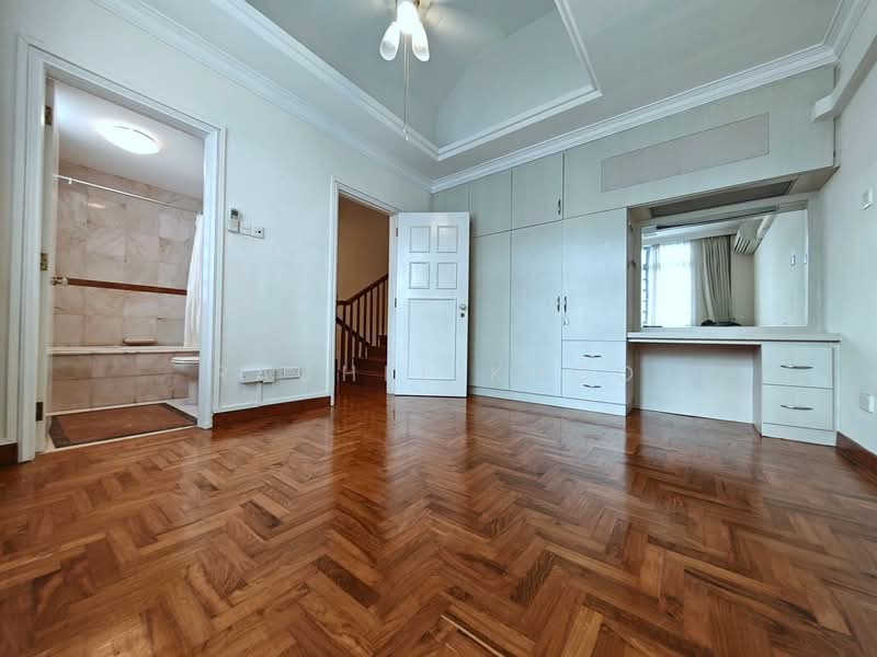 Chancery Grove, 25 Chancery Lane, 4 Bedrooms, 2,013 sqft, Cluster House For Rent, by Rachel Khoo, 500176877 - Bathroom - PropertyGuru.com.sg