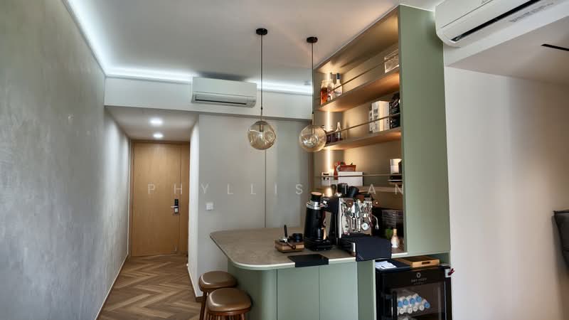 Midwood, 8 Hillview Rise, 3 Bedrooms, 990 sqft, Condominium For Sale, by Phyllis Tan, 500176880 - Living dining area - PropertyGuru.com.sg
