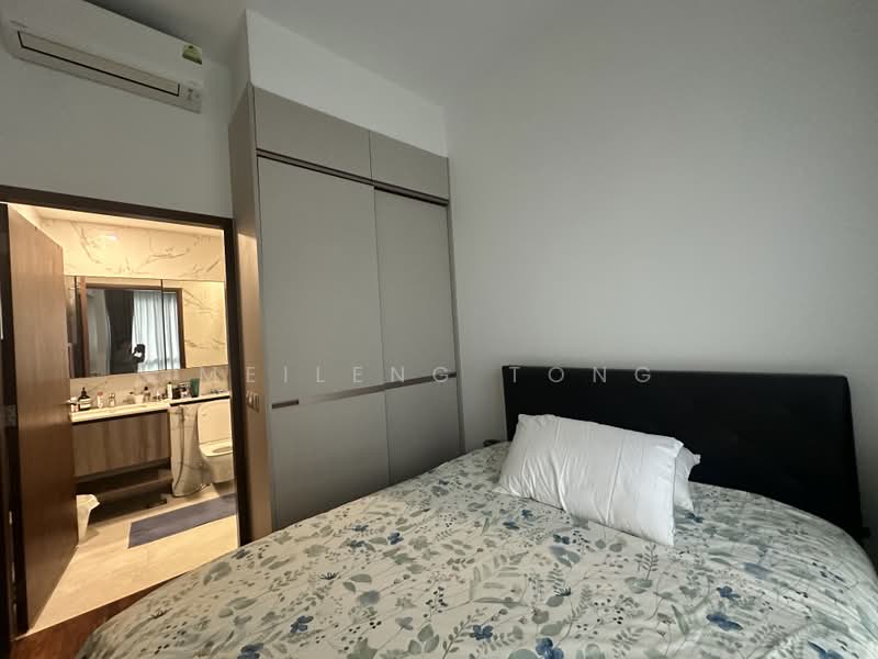Lattice One, 3 Seraya Crescent, 2 Bedrooms, 646 sqft, Condominium For Sale, by Meileng Tong, 500176890 - Master Bedroom - PropertyGuru.com.sg