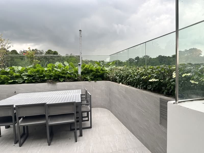 Lattice One, 3 Seraya Crescent, 2 Bedrooms, 646 sqft, Condominium For Sale, by Meileng Tong, 500176890 - Roof area- BBQ - PropertyGuru.com.sg