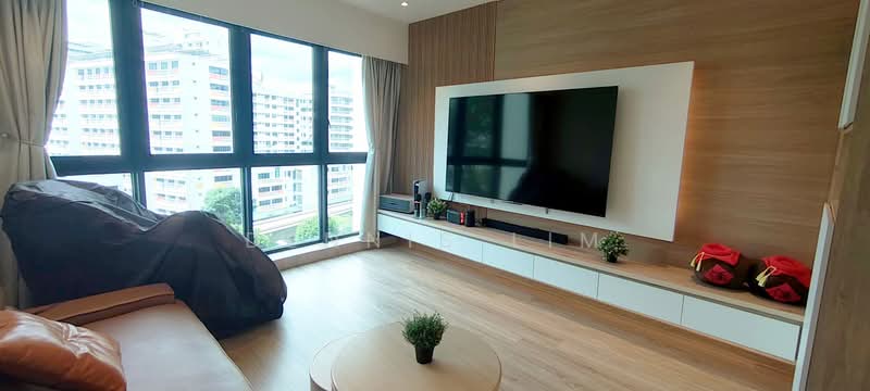 Palm Gardens, 2D Hong San Walk, 2 Bedrooms, 958 sqft, Condominium For Sale, by Dennis Lim, 500176895 - Living Room - PropertyGuru.com.sg