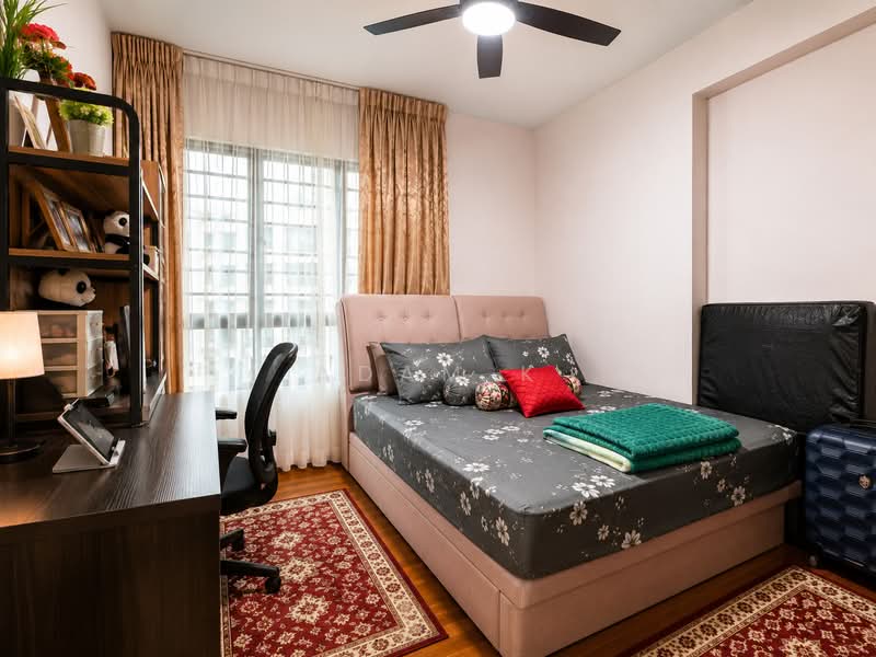 Woodsvale, 1 Woodlands Drive 72, 3 Bedrooms, 1,313 sqft, Condominium For Sale, by Adam K, 500176901 - Bedroom - PropertyGuru.com.sg