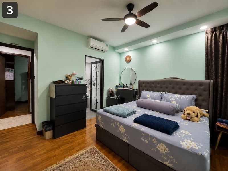 Woodsvale, 1 Woodlands Drive 72, 3 Bedrooms, 1,313 sqft, Condominium For Sale, by Adam K, 500176901 - Bedroom - PropertyGuru.com.sg