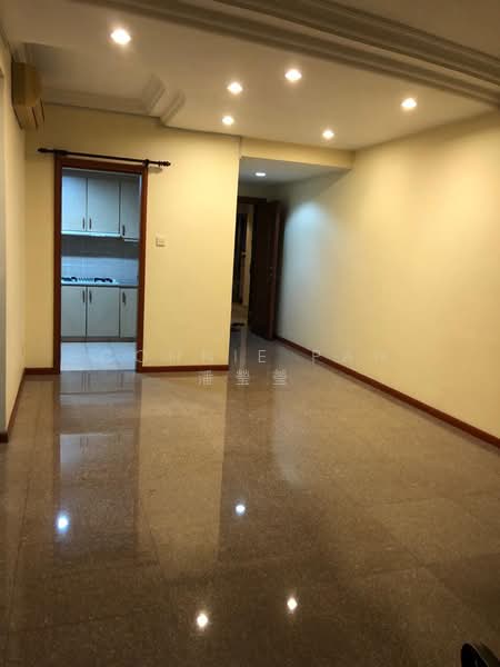Rivervale Crest, 5 Rivervale Crescent, 2 Bedrooms, 990 sqft, Condominium For Sale, by Connie Pan 潘瑩瑩, 500176905 - Interior - PropertyGuru.com.sg