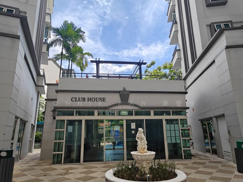 Rivervale Crest, 5 Rivervale Crescent, 2 Bedrooms, 990 sqft, Condominium For Sale, by Connie Pan 潘瑩瑩, 500176905 - Exterior - PropertyGuru.com.sg