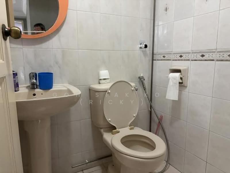 The Tanamera, 1 Tanah Merah Kechil Road, 3 Bedrooms, 1,518 sqft, Condominium For Sale, by Goh Siak Kon (Ricky), 500176911 - Bathroom - PropertyGuru.com.sg