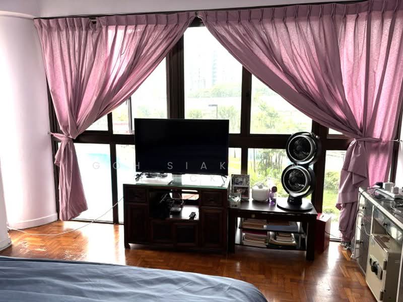 The Tanamera, 1 Tanah Merah Kechil Road, 3 Bedrooms, 1,518 sqft, Condominium For Sale, by Goh Siak Kon (Ricky), 500176911 - Living Room - PropertyGuru.com.sg