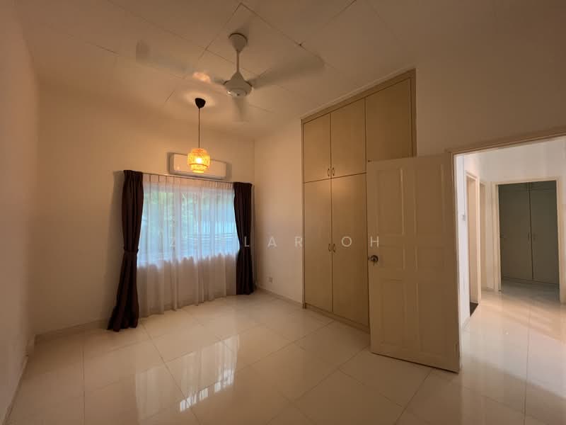Oriole Crescent / Raffles Park, , 5 Bedrooms, 4,000 sqft, Bungalow House For Rent, by Ziglar Oh, 500176914 - Bedroom - PropertyGuru.com.sg