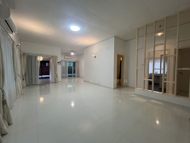 Oriole Crescent / Raffles Park, , 5 Bedrooms, 4,000 sqft, Bungalow House For Rent, by Ziglar Oh, 500176914 - Living Room - PropertyGuru.com.sg