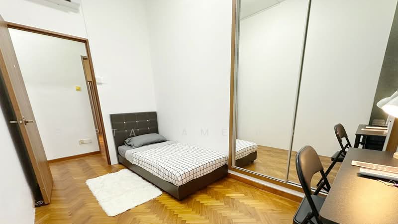 Oxley Garden, , Room Rental, 150 sqft, Apartment For Rent, by Gupta Sameer Raj, 500176915 - Bedroom - PropertyGuru.com.sg