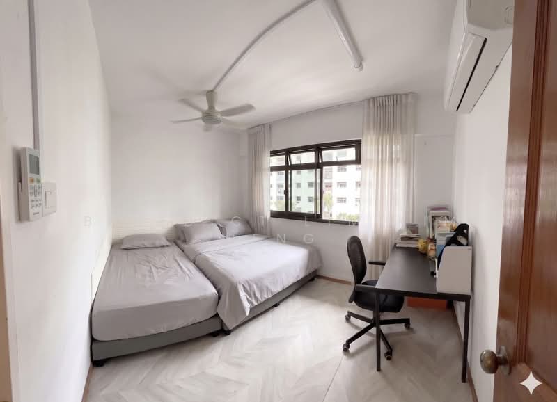 692B Choa Chu Kang Crescent, 692B Choa Chu Kang Crescent, 3 Bedrooms, 1,184 sqft, HDB Flat For Sale, by Benedict Lim Kim Heng, 500176928 - Bedroom - PropertyGuru.com.sg