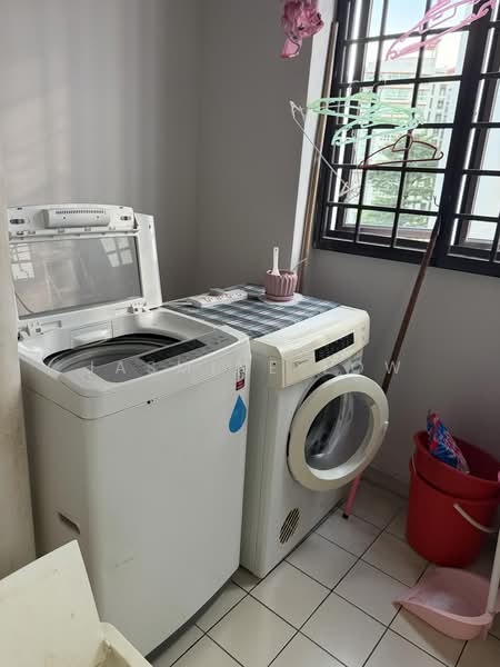 227C Compassvale Drive, 227C Compassvale Drive, Room Rental, 100 sqft, HDB Flat For Rent, by Jasmine Low, 500176929 - Service yard - PropertyGuru.com.sg