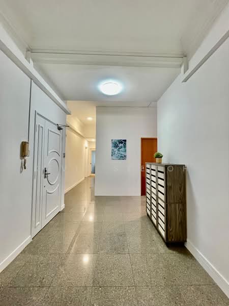Banyan Condo, 1 Chwee Chian Road, Room Rental, 100 sqft, Condominium For Rent, by Kevin Seetoh, 500176931 - Corridor - PropertyGuru.com.sg