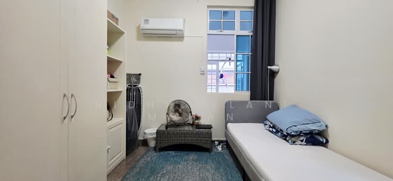 Semi-D for SALE; 5 mins to ECP & Bedok South MRT, Kew Crescent, Kew Heights, Kew Walk, Kew Terrace, Kew Drive, Kew Ave, 5 Bedrooms, 3,500 sqft, Semi-Detached House For Sale, by Nidhi Belani Mohan, 500176950 - Bedroom - PropertyGuru.com.sg