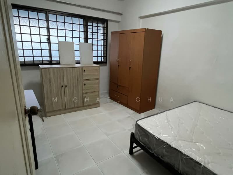 406 Choa Chu Kang Avenue 3, 406 Choa Chu Kang Avenue 3, 3 Bedrooms, 1,000 sqft, HDB Flat For Rent, by Michael Chua, 500176954 - Bedroom - PropertyGuru.com.sg