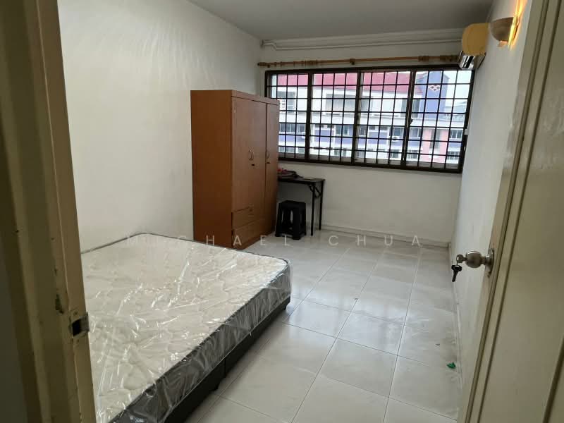 406 Choa Chu Kang Avenue 3, 406 Choa Chu Kang Avenue 3, 3 Bedrooms, 1,000 sqft, HDB Flat For Rent, by Michael Chua, 500176954 - Bedroom - PropertyGuru.com.sg