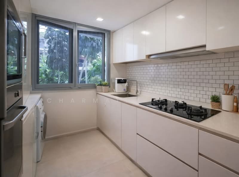 Palm Isles, 34 Flora Drive, 3 Bedrooms, 990 sqft, Condominium For Rent, by Charmaine Ong, 500176960 - Kitchen - PropertyGuru.com.sg