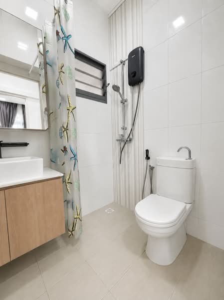 35 Margaret Drive, 35 Margaret Drive, 2 Bedrooms, 667 sqft, HDB Flat For Sale, by Lawrence Khoo, 500176964 - Bathroom - PropertyGuru.com.sg
