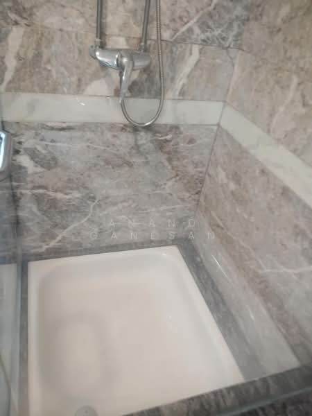Riverside 48, 48 Robertson Quay, 1 Bedroom, 840 sqft, Apartment For Rent, by Anand Ganesan, 500176967 - Bathroom - PropertyGuru.com.sg