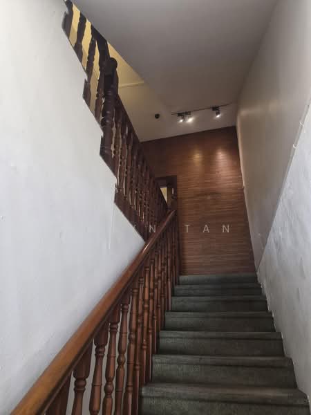 Near 2 MRT - Chinatown Conservation Shophouse, Temple Street, 980 sqft, Shop / Shophouse For Rent, by Jolyn Tan, 500176981 - Corridor - CommercialGuru.com.sg