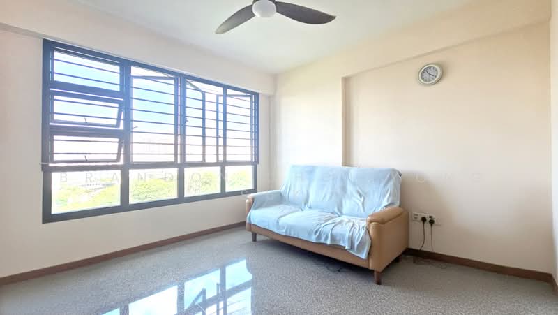 418C Fernvale Link, 418C Fernvale Link, 3 Bedrooms, 1,012 sqft, HDB Flat For Sale, by Brandon Choi Yong Suk, 500176982 - Living Room - PropertyGuru.com.sg