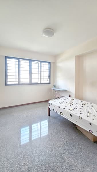 418C Fernvale Link, 418C Fernvale Link, 3 Bedrooms, 1,012 sqft, HDB Flat For Sale, by Brandon Choi Yong Suk, 500176982 - Bedroom - PropertyGuru.com.sg