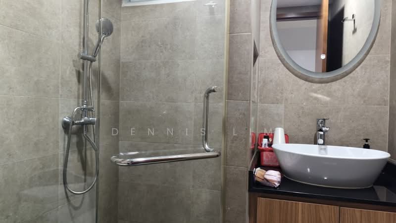 Park Green, 2 Rivervale Link, 3 Bedrooms, 1,195 sqft, Condominium For Sale, by Dennis Lim, 500176985 - Bathroom - PropertyGuru.com.sg