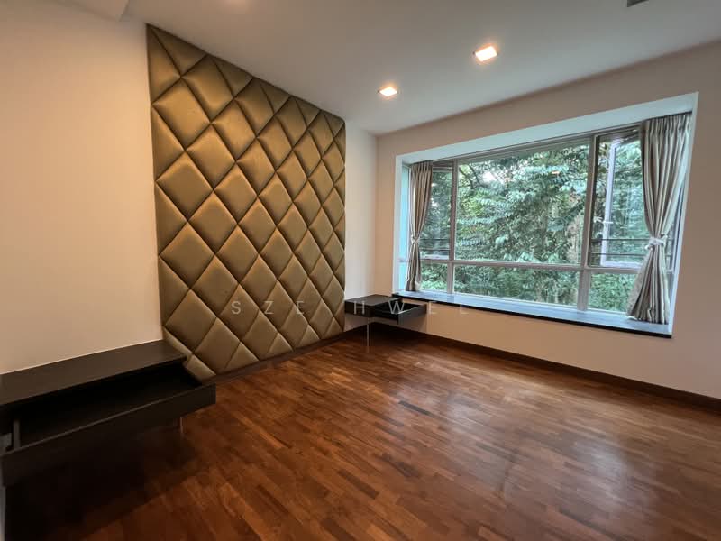 The Raintree, 97 Bukit Drive, 3 Bedrooms, 1,313 sqft, Condominium For Rent, by Sze Hwee, 500176988 - Master Bedroom - PropertyGuru.com.sg