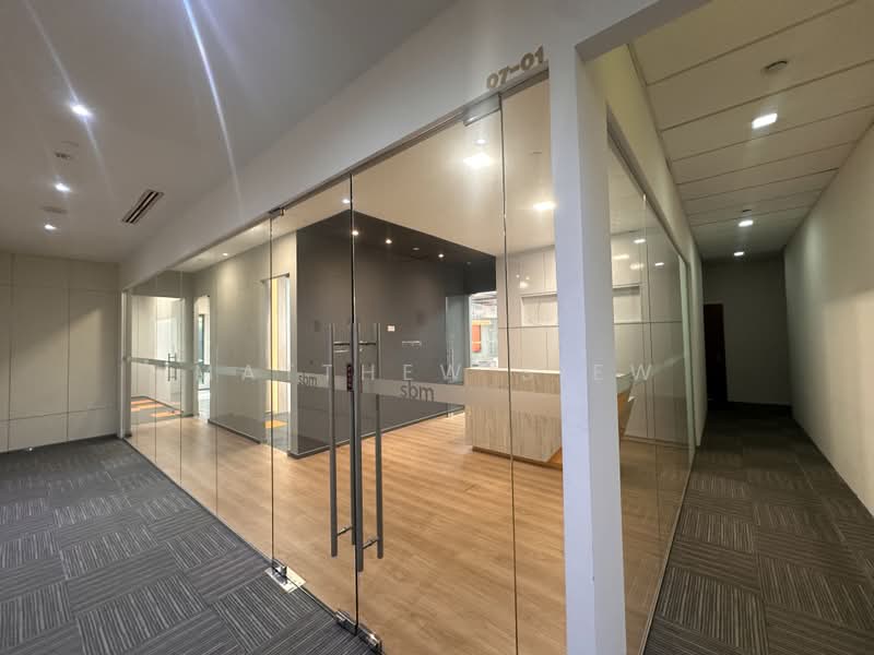 1 Finlayson Green, 1 Finlayson Green, 3,251 sqft, Office For Rent, by Matthew Siew, 500177002 - Entrance - CommercialGuru.com.sg