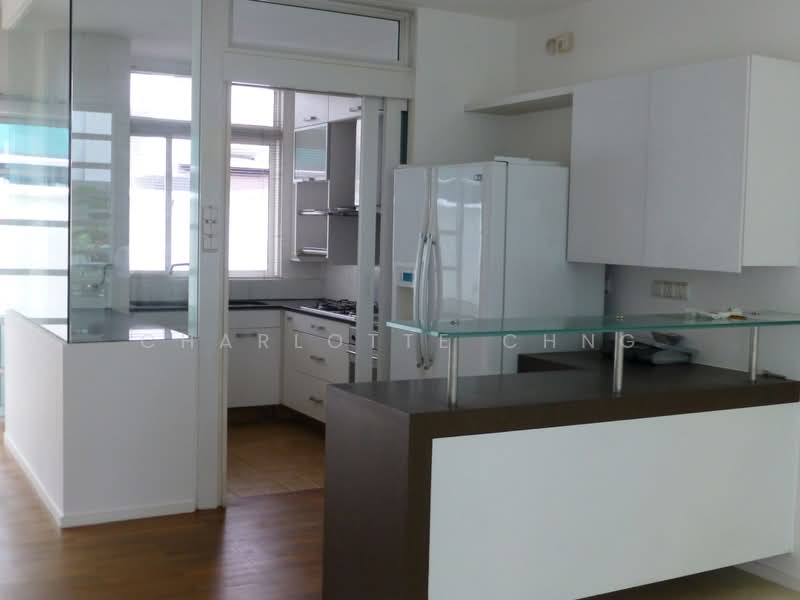 Binjai Crest, 319 Jalan Kampong Chantek, 5 Bedrooms, 3,778 sqft, Cluster House For Rent, by Charlotte Chng, 500177005 - Kitchen - PropertyGuru.com.sg