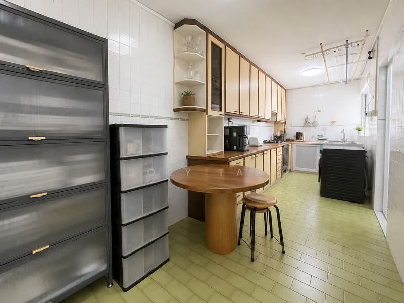 128 Bishan Street 12, 128 Bishan Street 12, 3 Bedrooms, 1,302 sqft, HDB Flat For Sale, by Joey Tan, 500177006 - Kitchen - PropertyGuru.com.sg