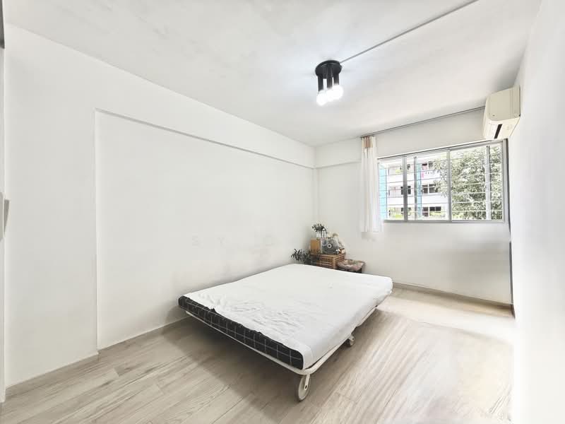 23 Saint George's Road, 23 Saint George's Road, 3 Bedrooms, 980 sqft, HDB Flat For Sale, by SY Chua, 500177007 - Bedroom - PropertyGuru.com.sg