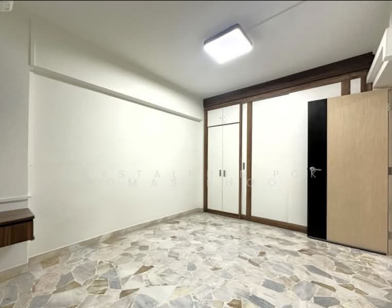 108 Jalan Bukit Merah, 108 Jalan Bukit Merah, 2 Bedrooms, 73 sqft, HDB Flat For Sale, by Crystalphin Pok, 500177008 - Bedroom - PropertyGuru.com.sg