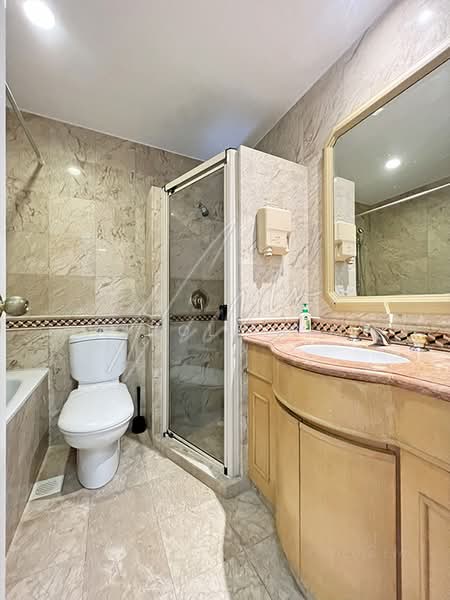 Heritage View, 10 Dover Rise, 2 Bedrooms, 969 sqft, Condominium For Rent, by Nicole Lim, 500177014 - Master Bedroom Ensuite with Long Bath - PropertyGuru.com.sg