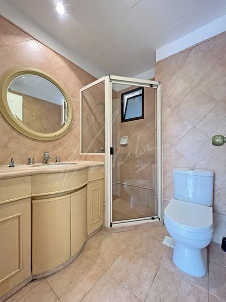 Heritage View, 10 Dover Rise, 2 Bedrooms, 969 sqft, Condominium For Rent, by Nicole Lim, 500177014 - Common Bathroom - PropertyGuru.com.sg