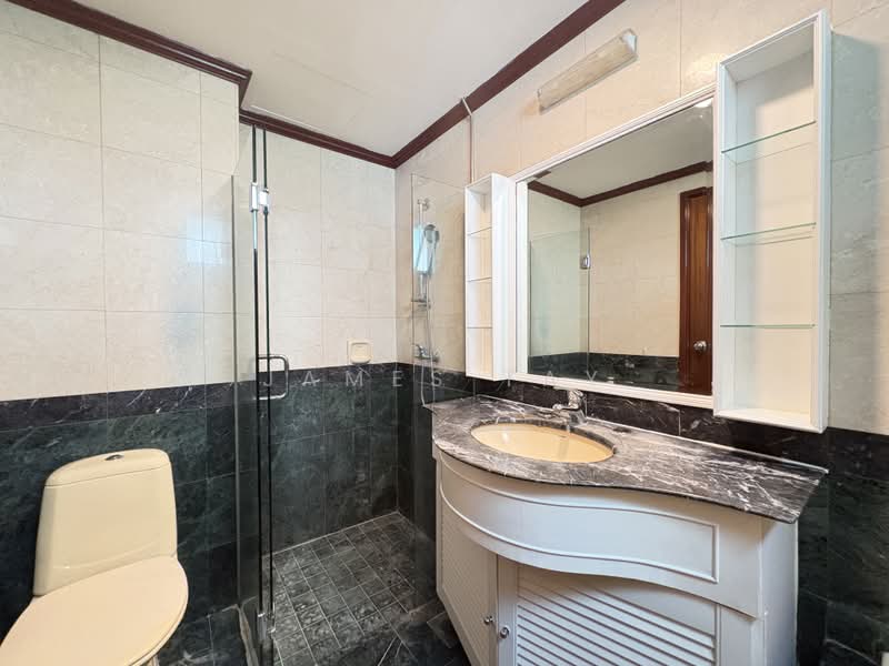 Springdale Condo, 51 Hindhede Walk, 3 Bedrooms, 1,130 sqft, Condominium For Sale, by James Tay, 500177035 - Bathroom - PropertyGuru.com.sg