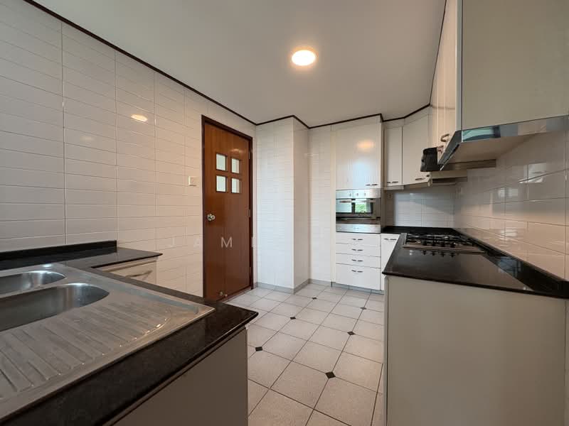 Springdale Condo, 51 Hindhede Walk, 3 Bedrooms, 1,130 sqft, Condominium For Sale, by James Tay, 500177035 - Kitchen - PropertyGuru.com.sg