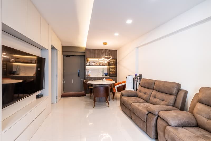 438A Sengkang West Avenue, 438A Sengkang West Avenue, 3 Bedrooms, 1,012 sqft, HDB Flat For Sale, by Alton Nah, 500177043 - Living Room - PropertyGuru.com.sg