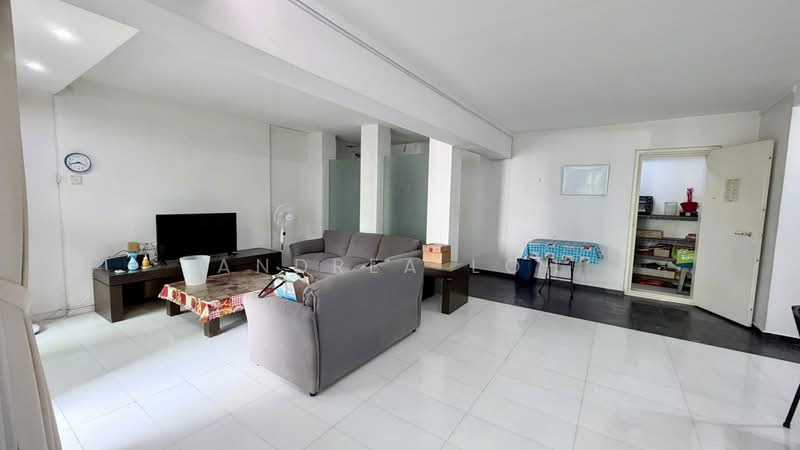 122C Sengkang East Way, 122C Sengkang East Way, 3 Bedrooms, 1,388 sqft, HDB Flat For Rent, by Andrea Loh, 500177046 - Living Room - PropertyGuru.com.sg