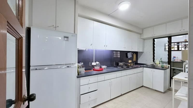 122C Sengkang East Way, 122C Sengkang East Way, 3 Bedrooms, 1,388 sqft, HDB Flat For Rent, by Andrea Loh, 500177046 - Kitchen - PropertyGuru.com.sg