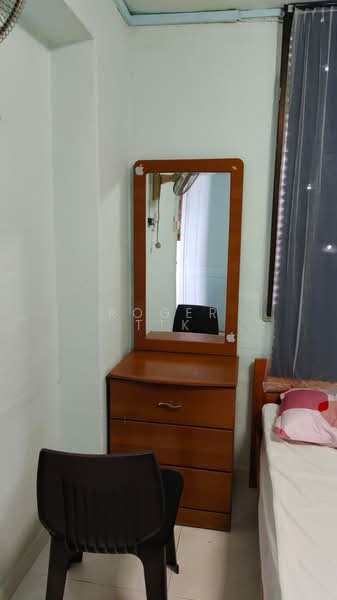 140 Bishan Street 12, 140 Bishan Street 12, Room Rental, 200 sqft, HDB Flat For Rent, by Roger TTK, 500177052 - Bedroom - PropertyGuru.com.sg