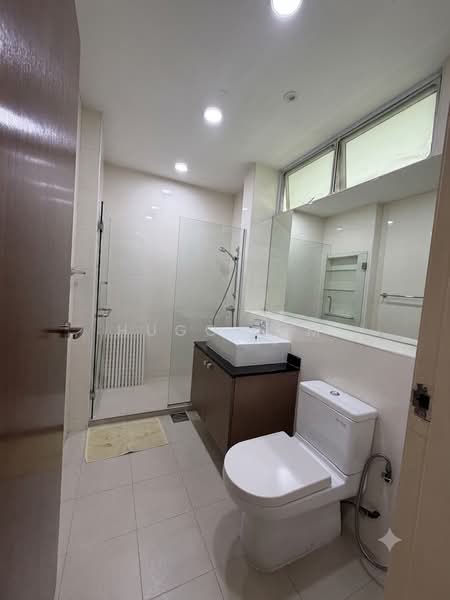 Sunrise Villa, Sunrise Terrace, 4 Bedrooms, 3,780 sqft, Corner Terrace For Sale, by Hugo Sim, 500177055 - Bathroom - PropertyGuru.com.sg