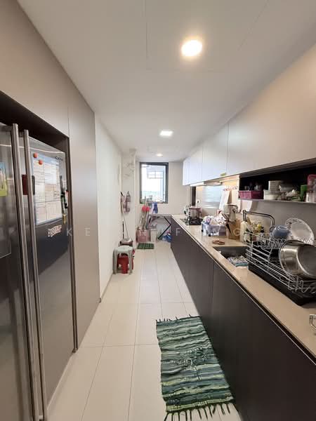 JadeScape, 314 Shunfu Road, 5 Bedrooms, 2,099 sqft, Condominium For Rent, by Kevin Feng, 500177063 - Kitchen - PropertyGuru.com.sg