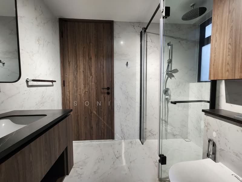 Sceneca Residence, 28 Tanah Merah Kechil Link, 3 Bedrooms, 1,044 sqft, Condominium For Rent, by Sonia Lin, 500177066 - Bathroom - PropertyGuru.com.sg